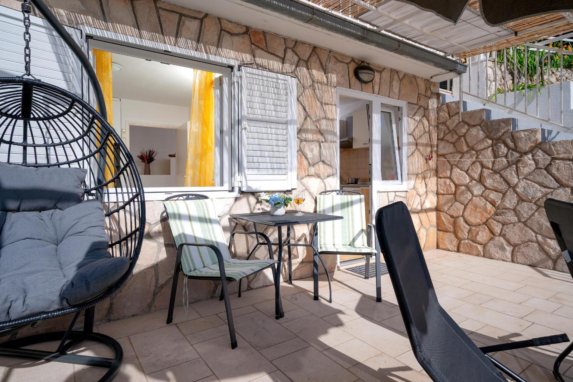Apartments Lucic Хвар Екстер'єр фото