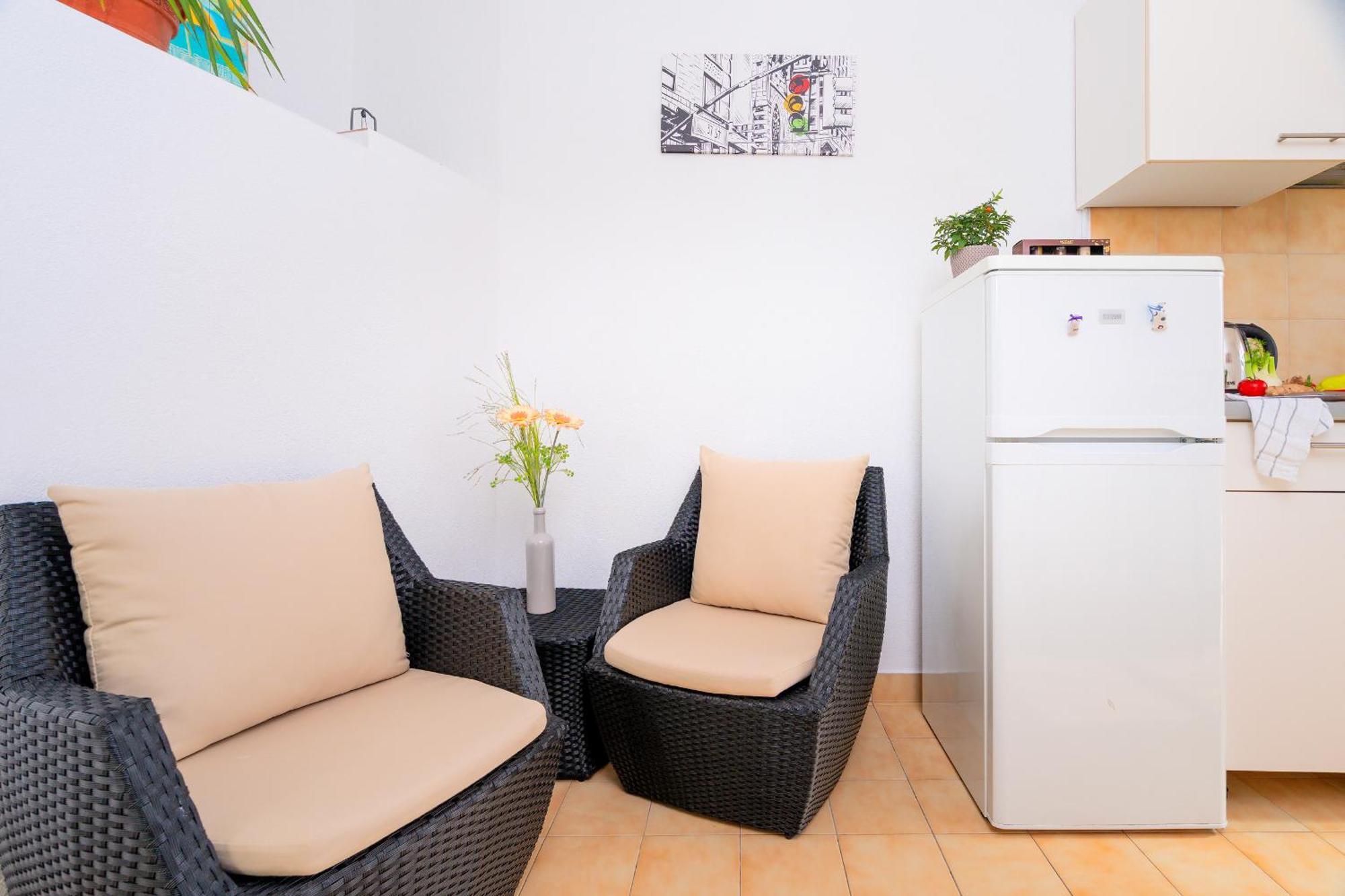 Apartments Lucic Хвар Екстер'єр фото