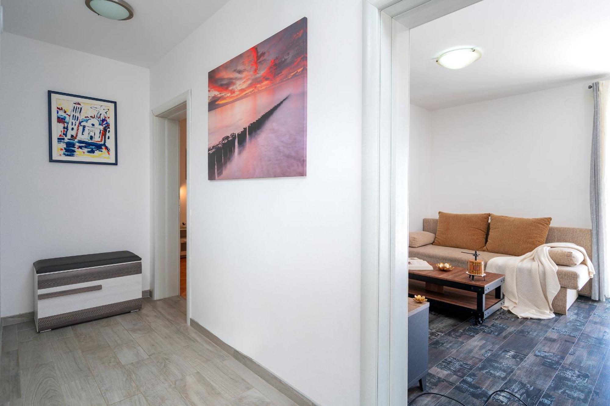 Apartments Lucic Хвар Екстер'єр фото