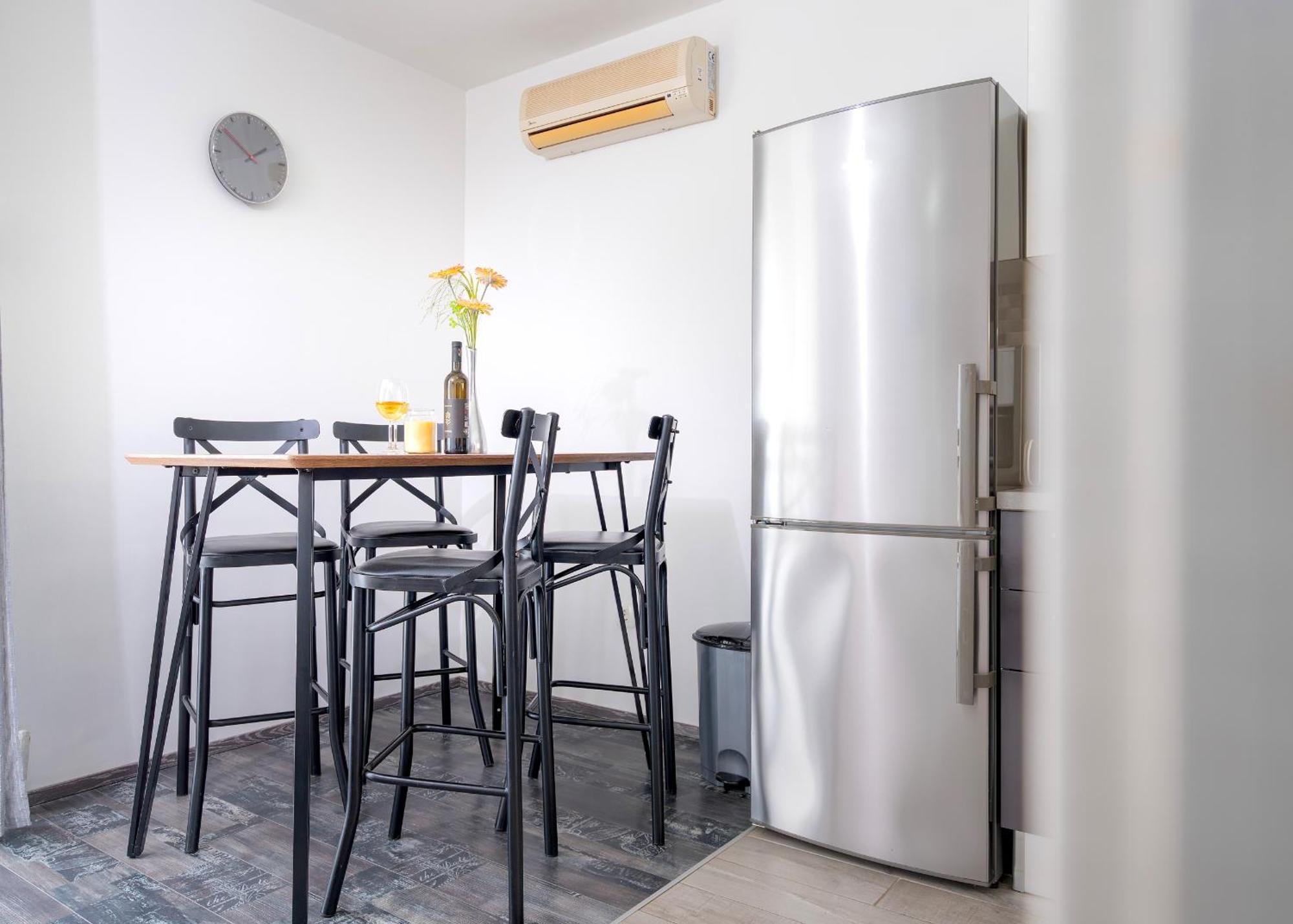 Apartments Lucic Хвар Екстер'єр фото