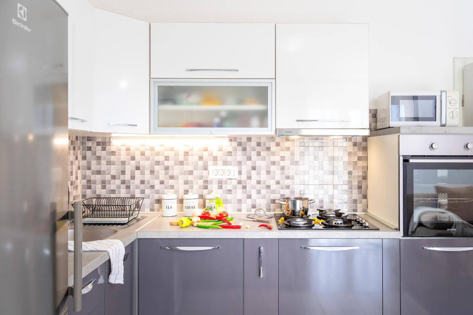 Apartments Lucic Хвар Екстер'єр фото